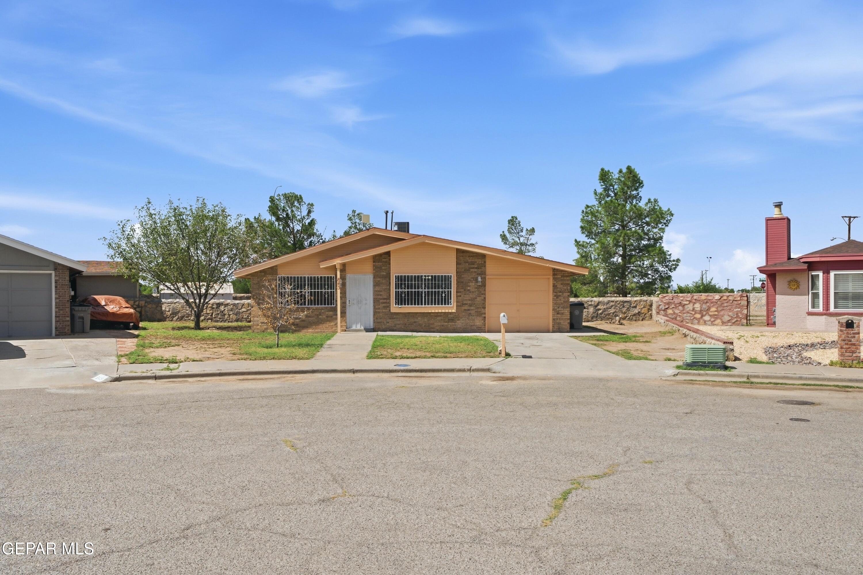 843 Mont Blanc Drive Property Photo 1