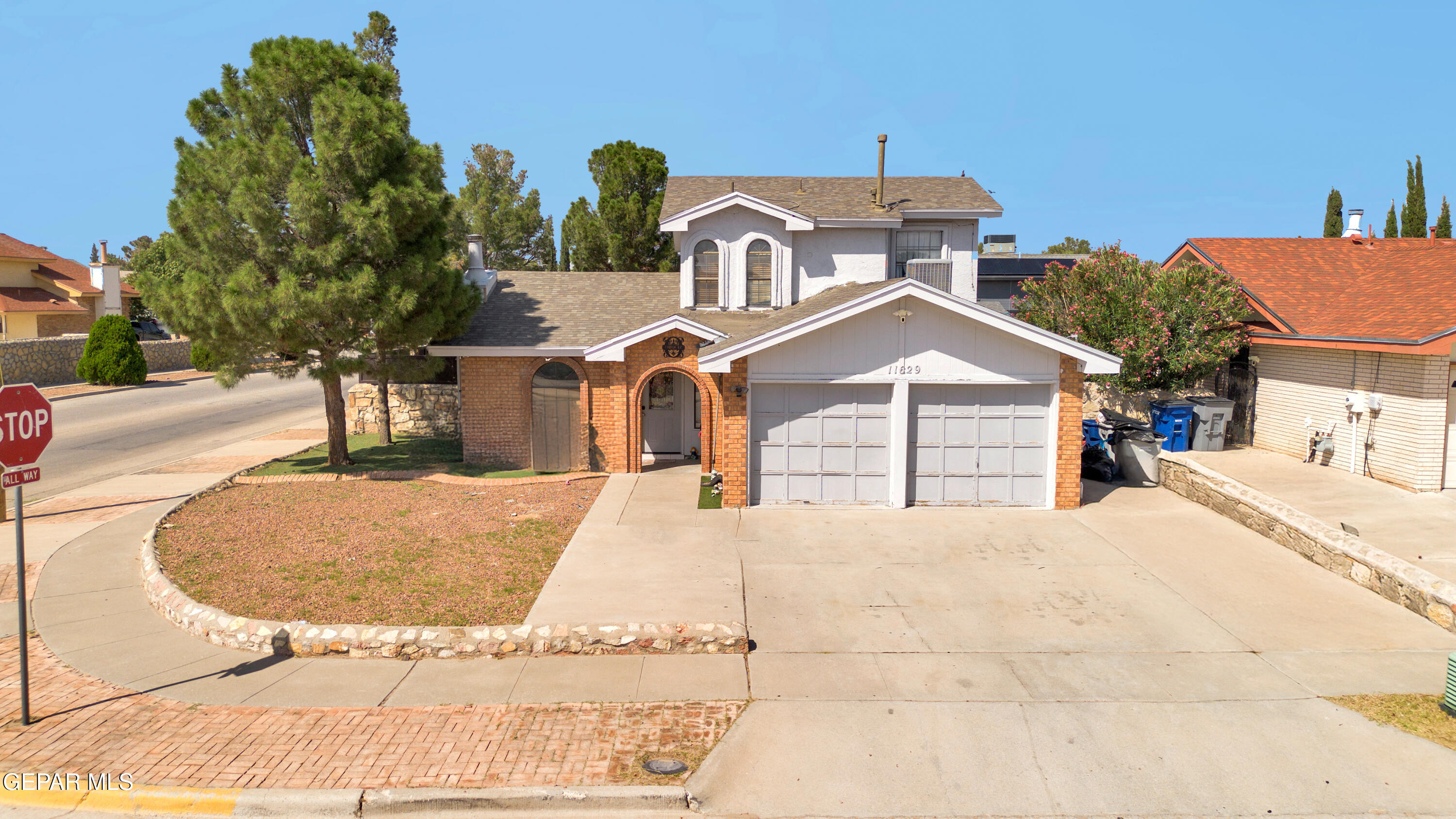 11629 Bunky Henry Lane Property Photo 1