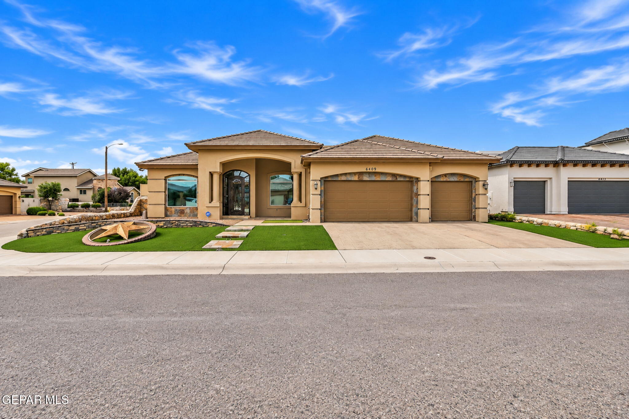 6409 Passo Via Street Property Photo 1