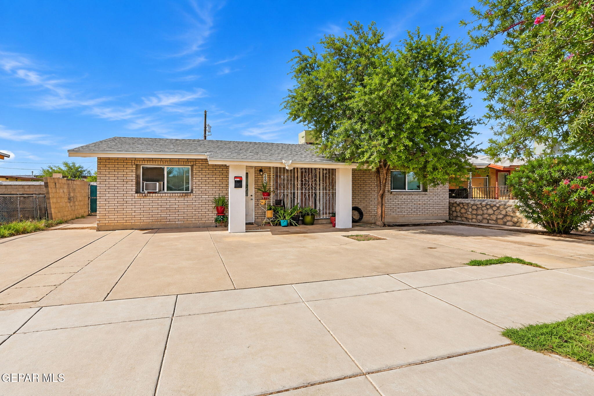 7088 Yvonne Court Property Photo 1