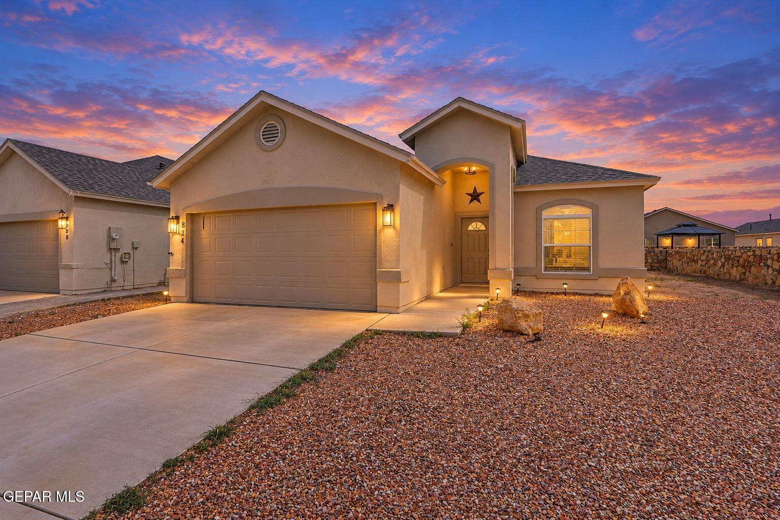 824 Whitebrush Drive Property Photo 1