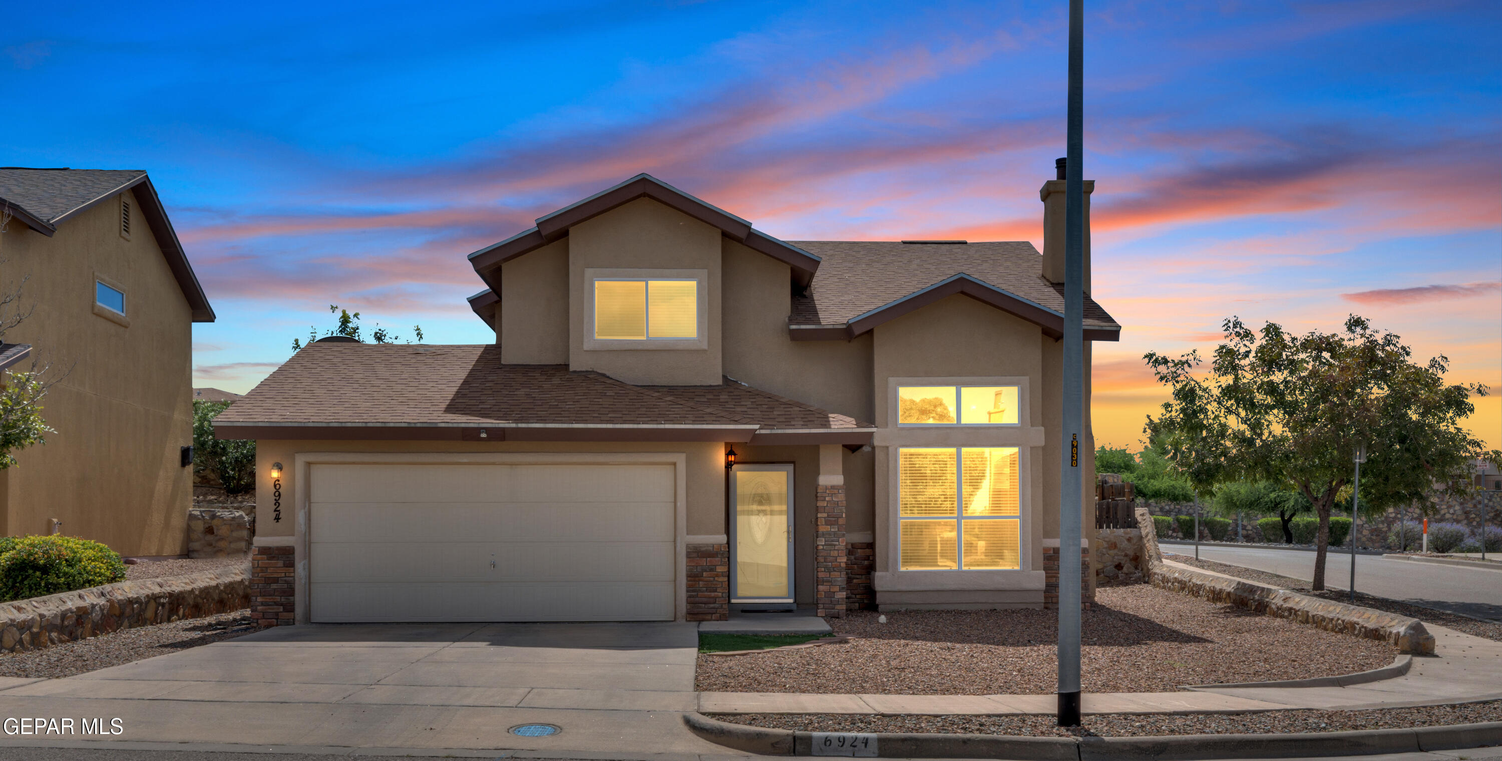 6924 Cactus Thrush Drive Property Photo 1