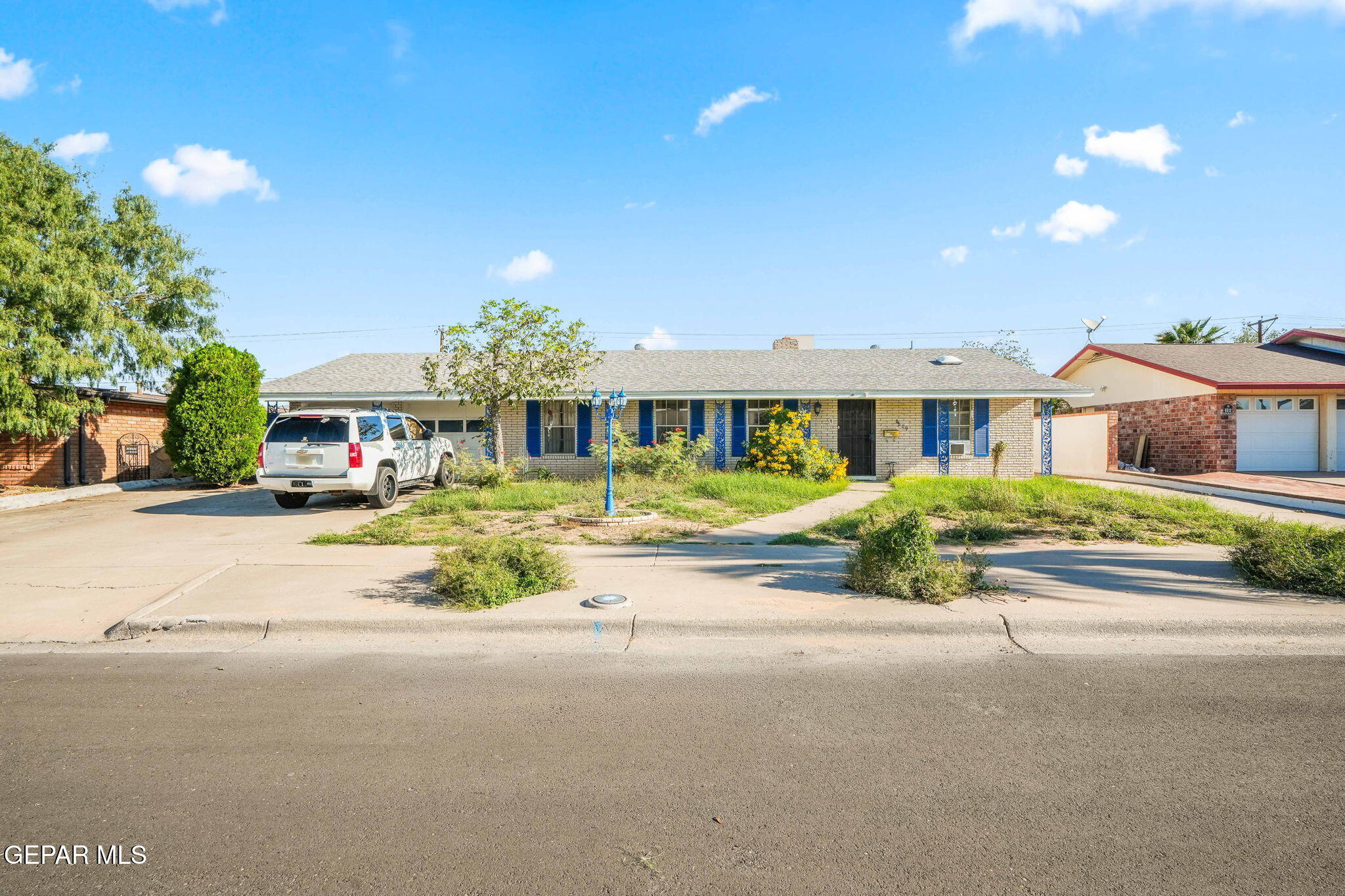 8609 Turrentine Drive Property Photo 1