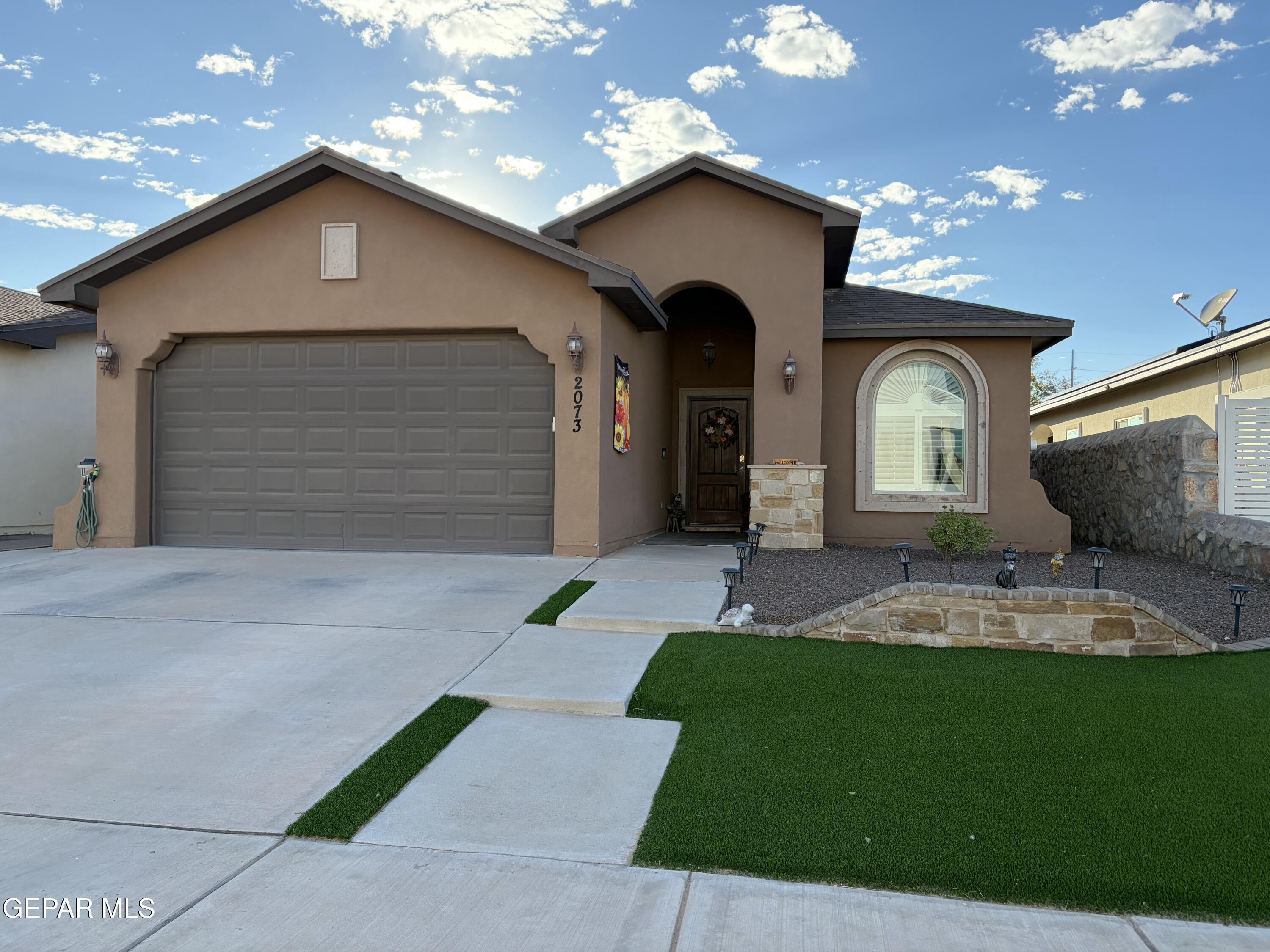 2073 Charles Horak Property Photo 1