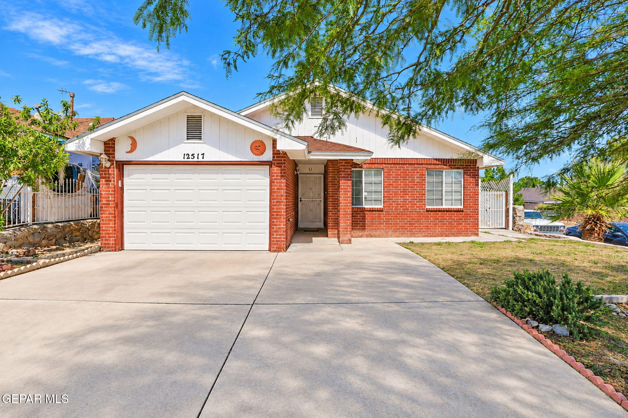 12517 Robert David Drive Property Photo 1