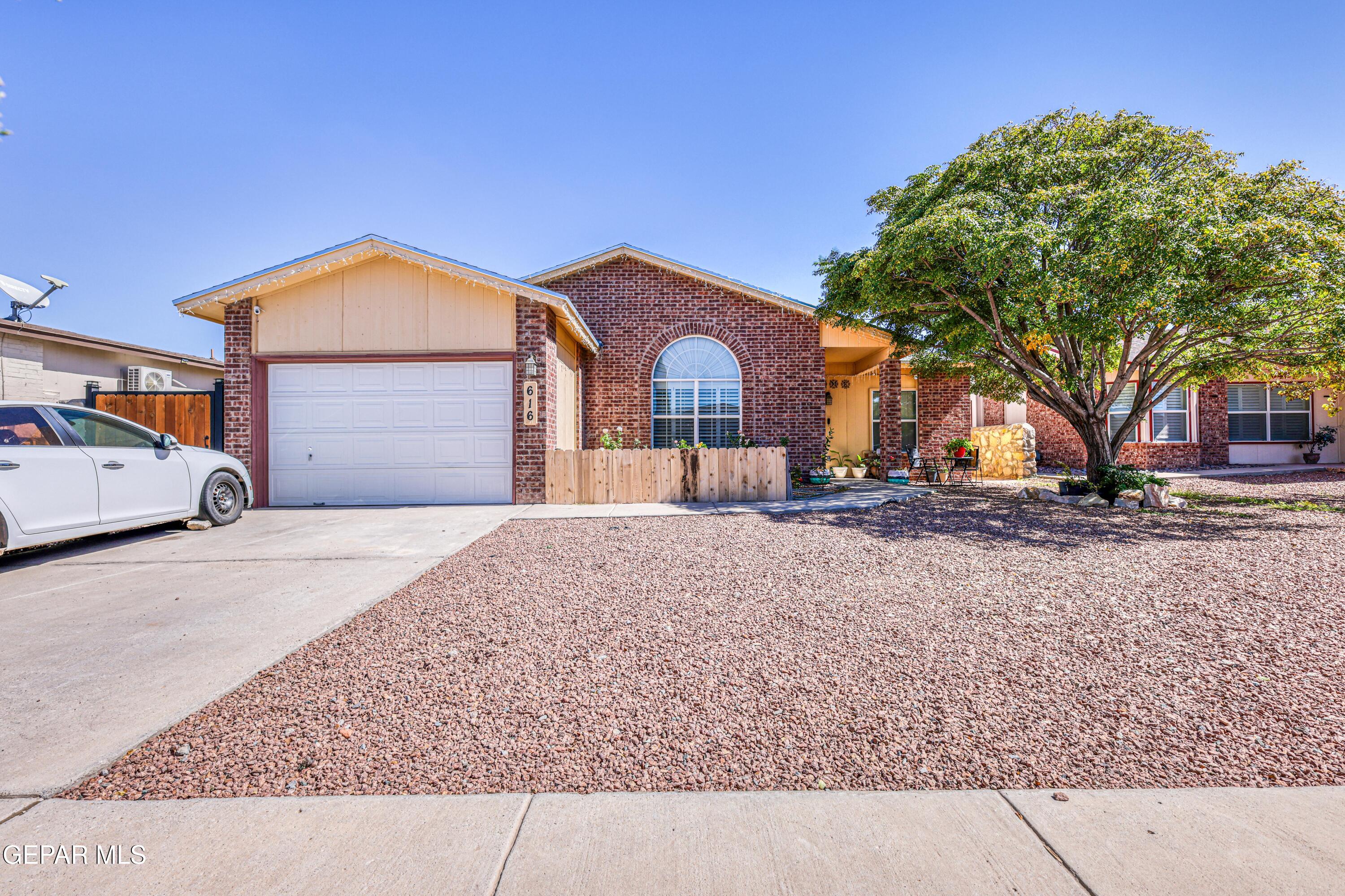 616 Desierto Bonito Street Property Photo 1