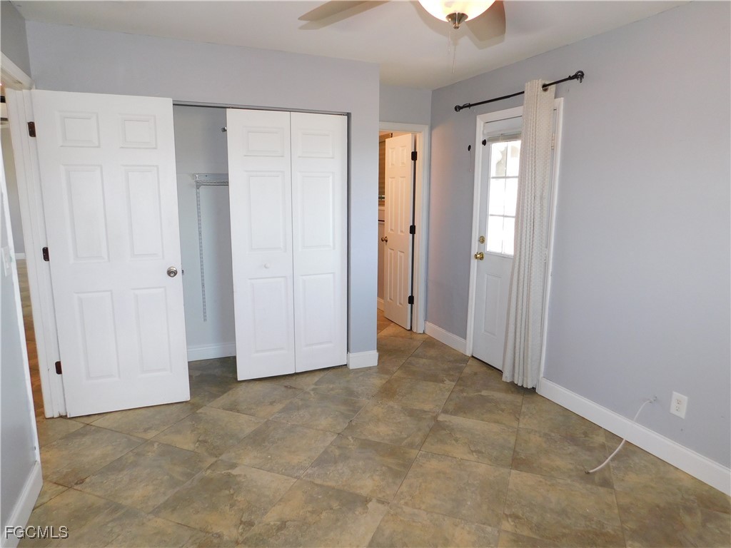1217 Ne 1st Pl Property Photo 8