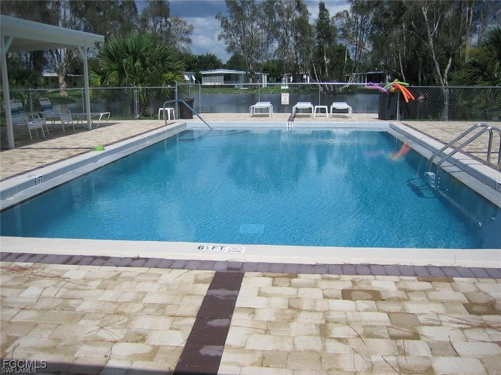 963 Idle Way Dr Property Photo 44