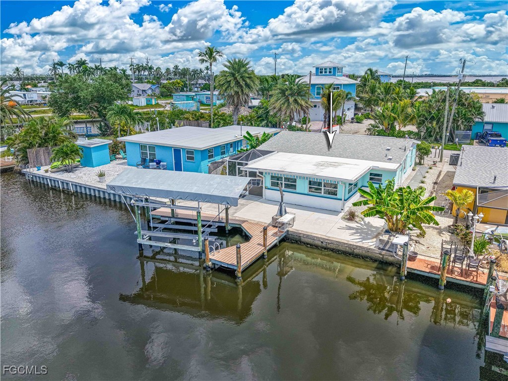 2500 Harbor View Dr Property Photo 9