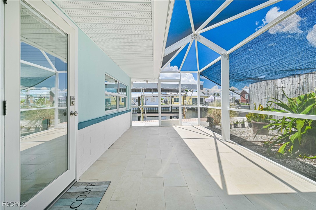 2500 Harbor View Dr Property Photo 11