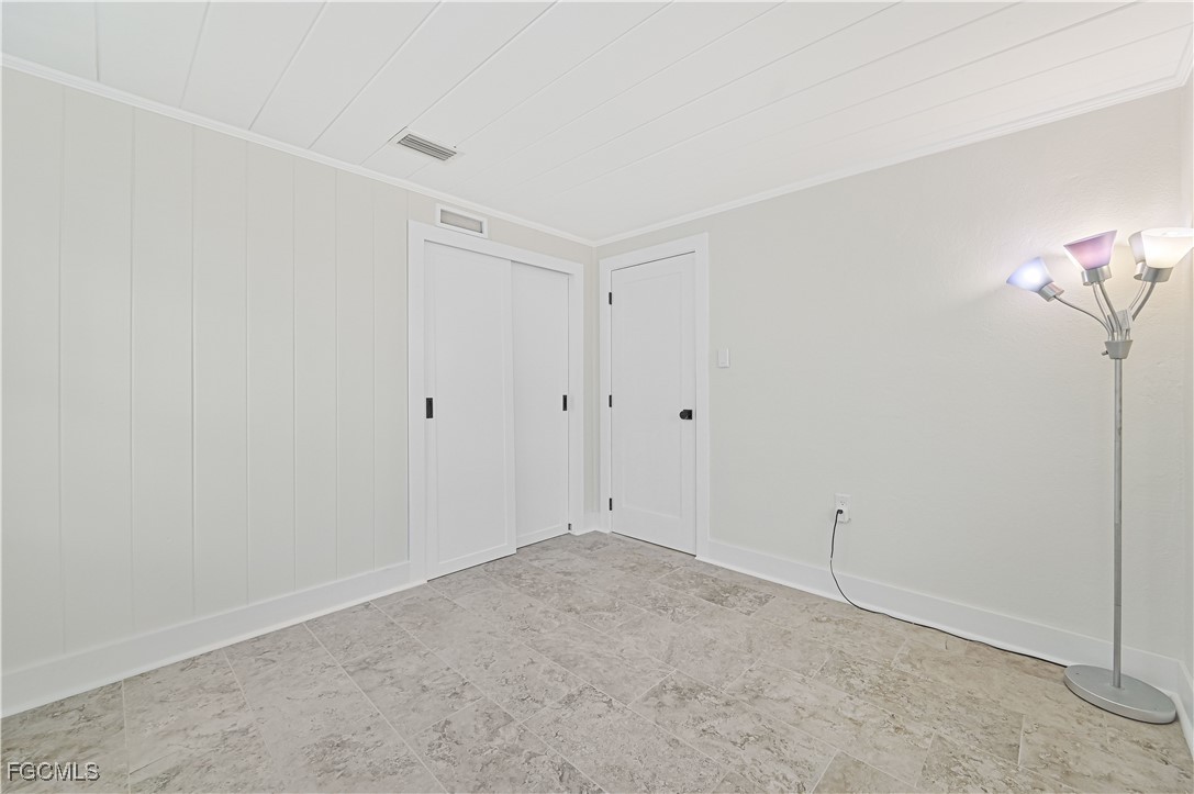 2500 Harbor View Dr Property Photo 31