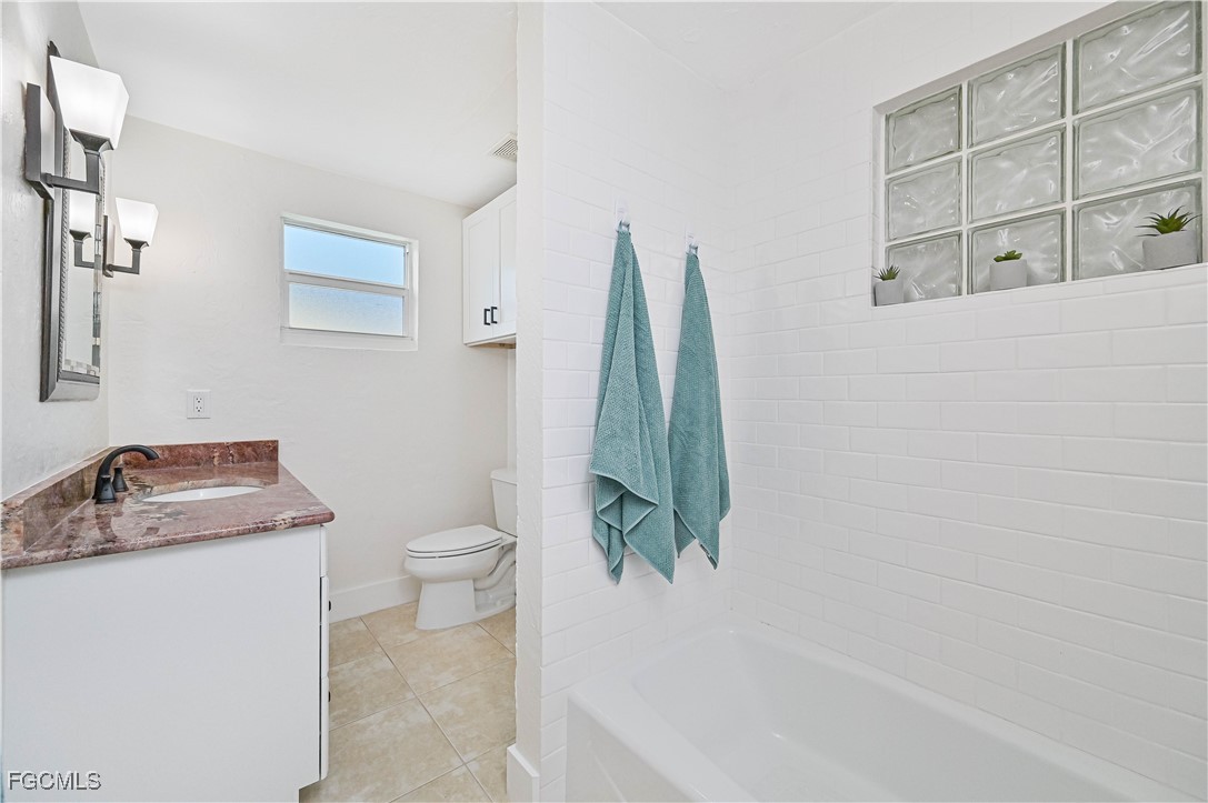 2500 Harbor View Dr Property Photo 32