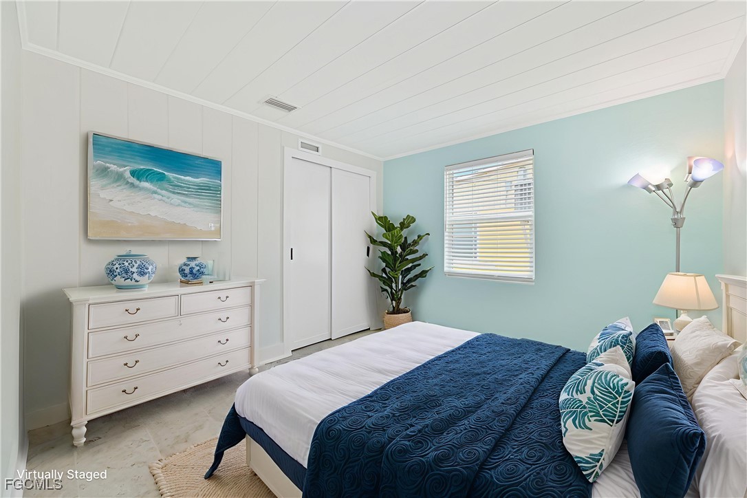 2500 Harbor View Dr Property Photo 35