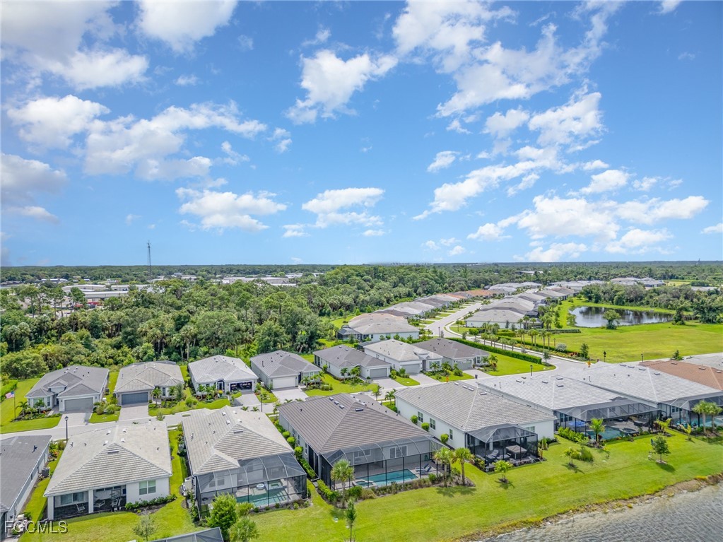 17583 Winding Oak Ln Property Photo 38