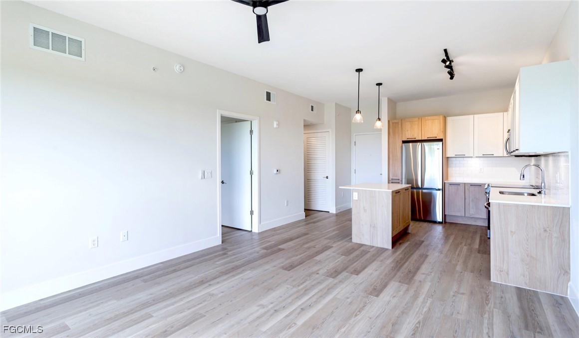 22980 Vista Edera Cir 2-207 Property Photo 8