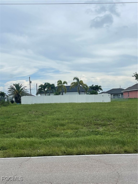 318 Kismet Pkwy W Property Photo