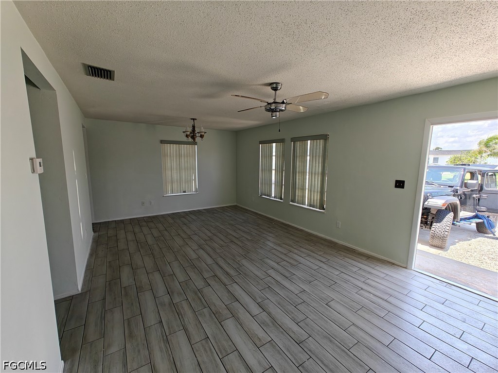 26 Temple Ct Property Photo 5