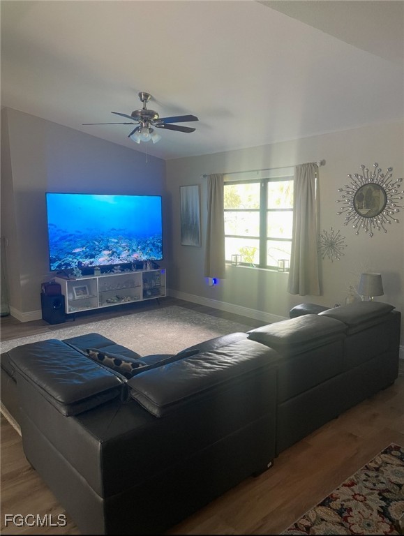 360 Hazel Cir Property Photo 16