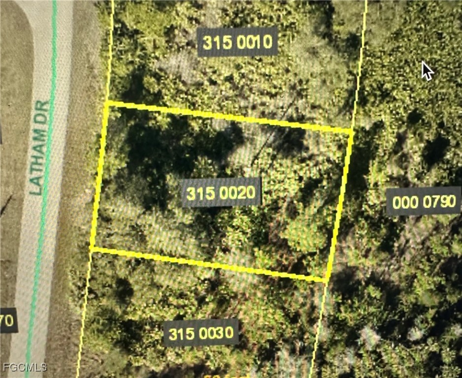 1874 Latham Dr Property Photo 8