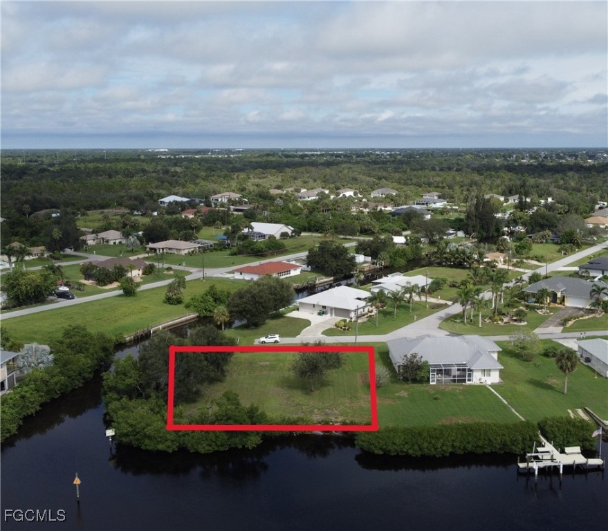 3690 Peace River Dr Property Photo 2