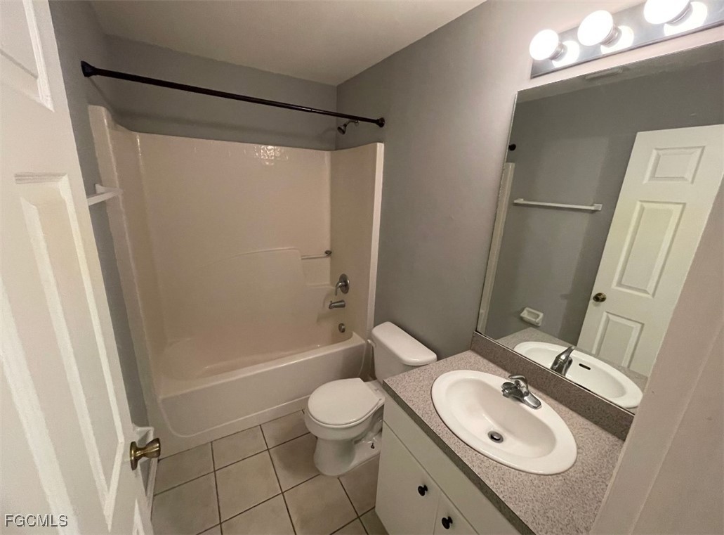 110 Pullman St Property Photo 10