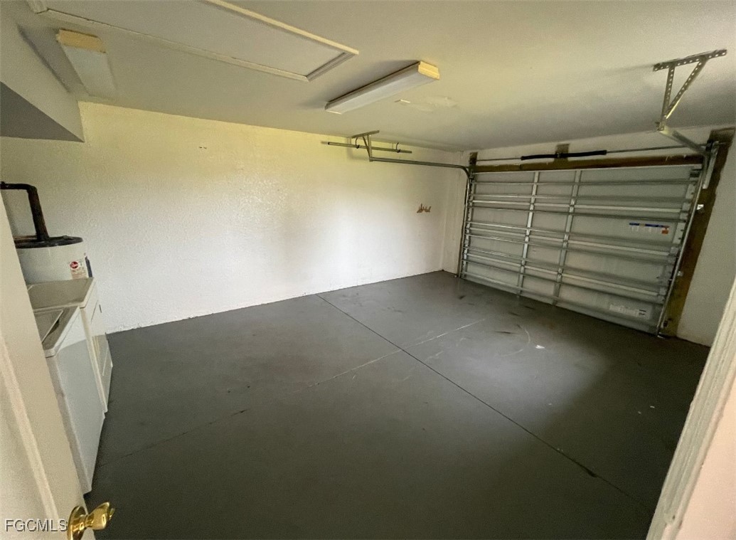 110 Pullman St Property Photo 11