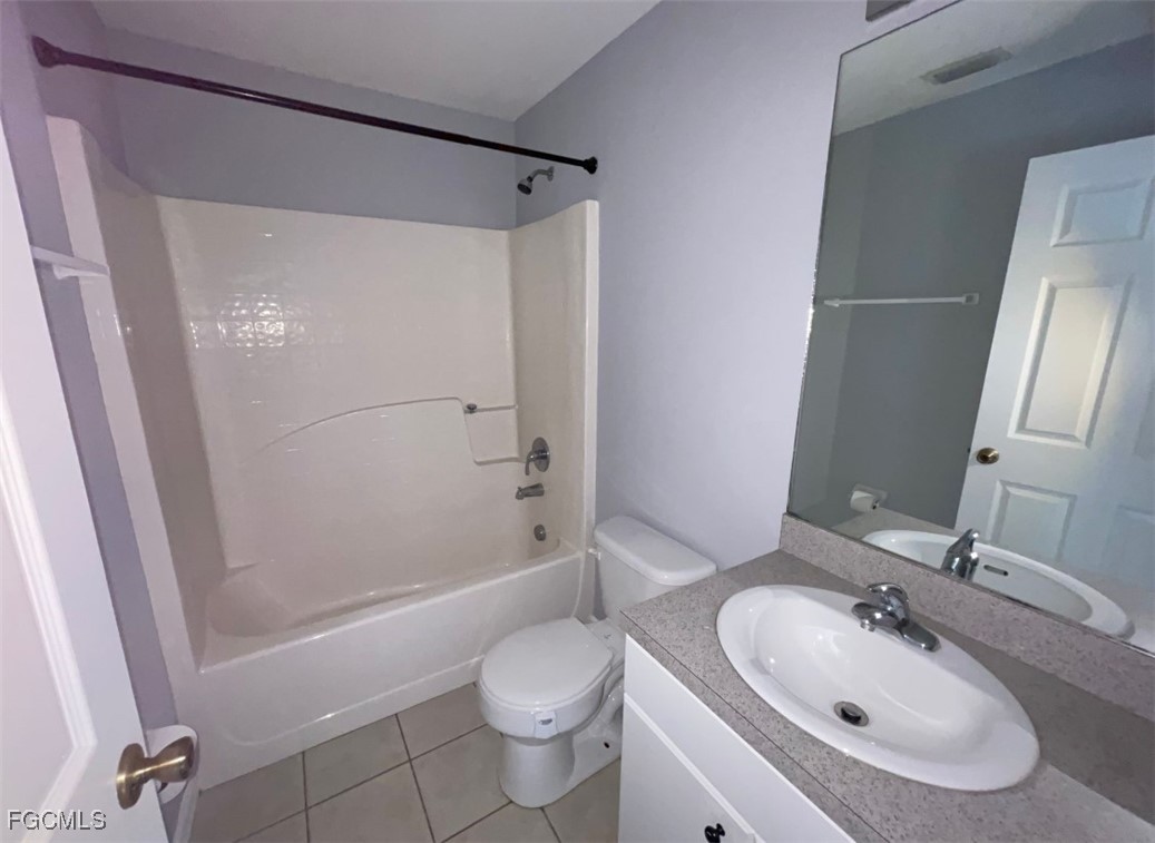 110 Pullman St Property Photo 13