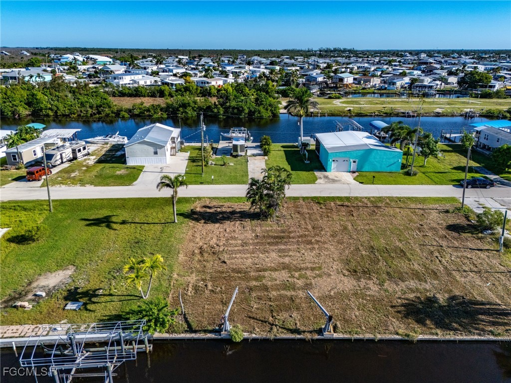 3875 Royal Palm DR