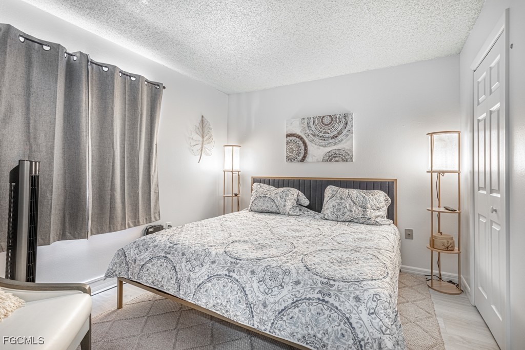 7410 Lake Breeze Dr 208 Property Photo 7