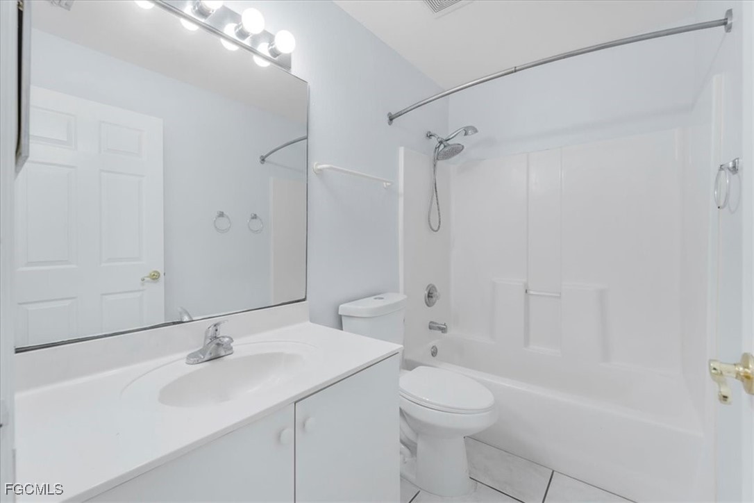 2831 White Blvd Property Photo 13