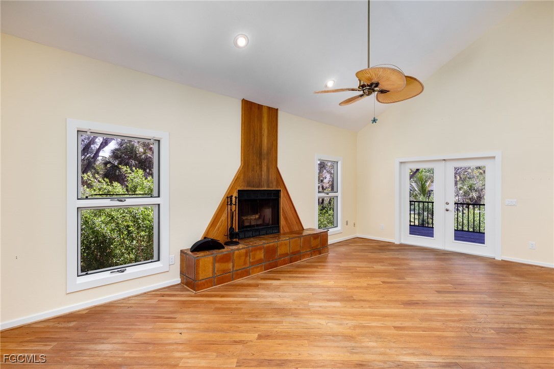 1345 Junonia St Property Photo 5