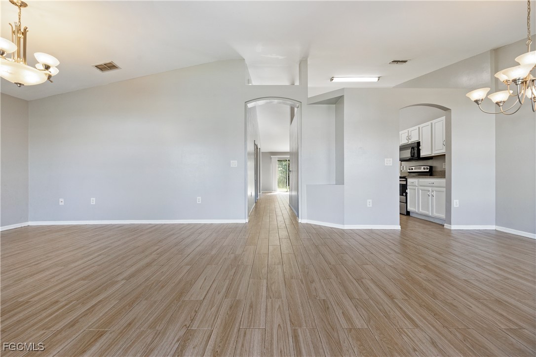 2720 Soaring Hawk Dr Property Photo 8