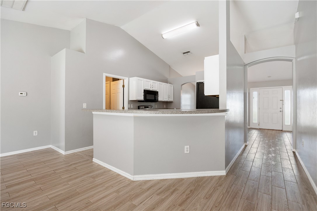 2720 Soaring Hawk Dr Property Photo 15