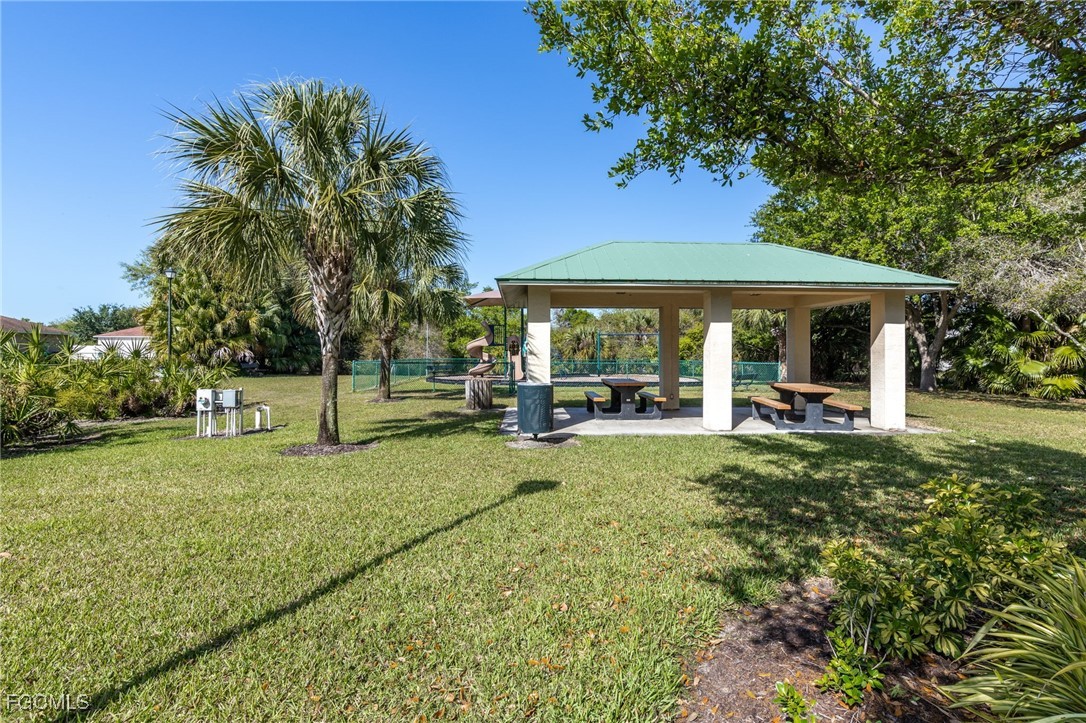 2720 Soaring Hawk Dr Property Photo 47