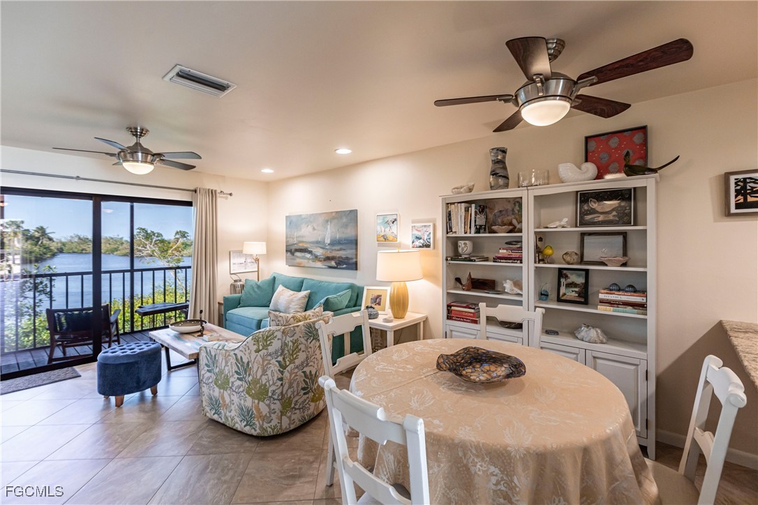 2320 Wooster Ln 7 Property Photo 3