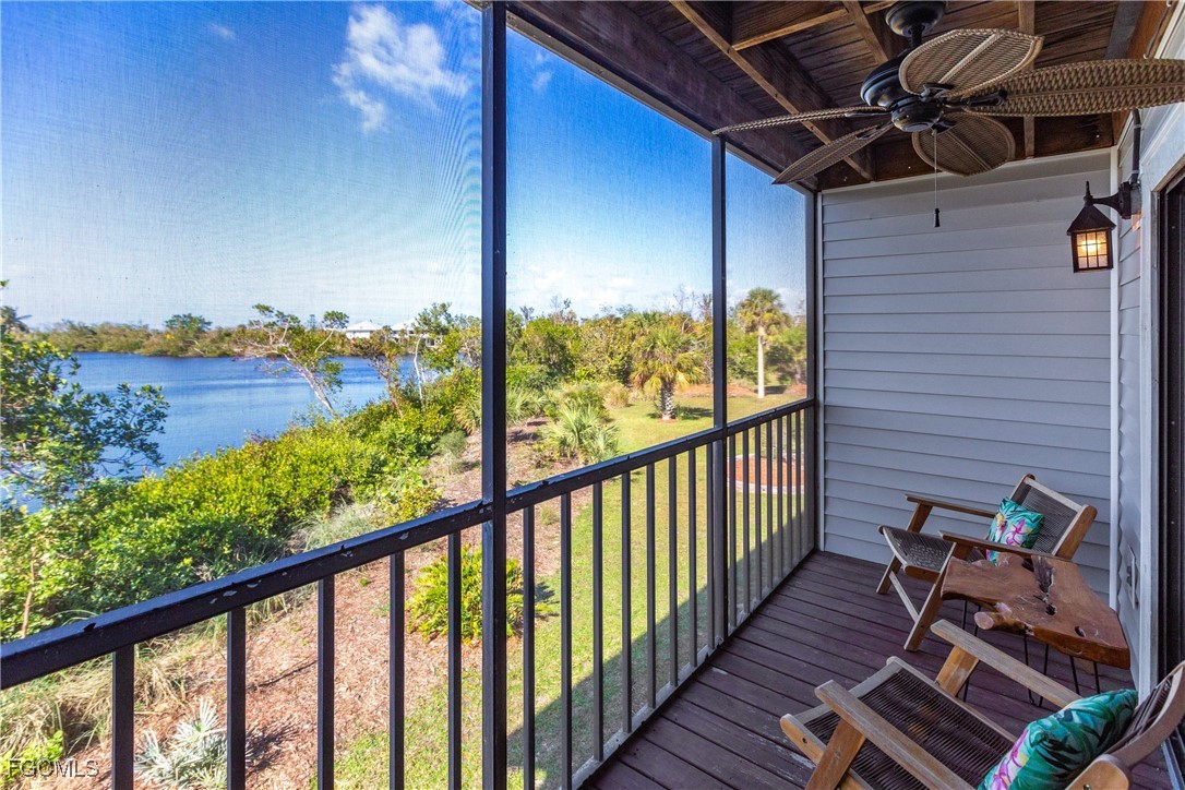 2320 Wooster Ln 7 Property Photo 4