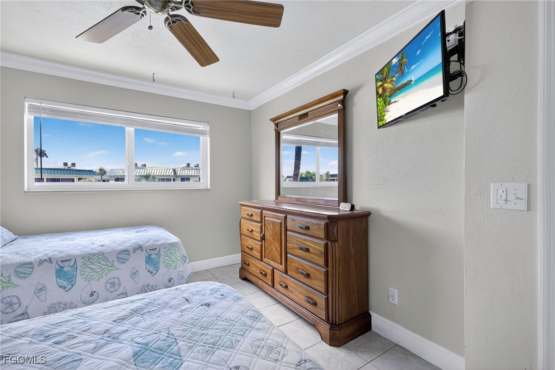 827 E Gulf Dr J7 Property Photo 18