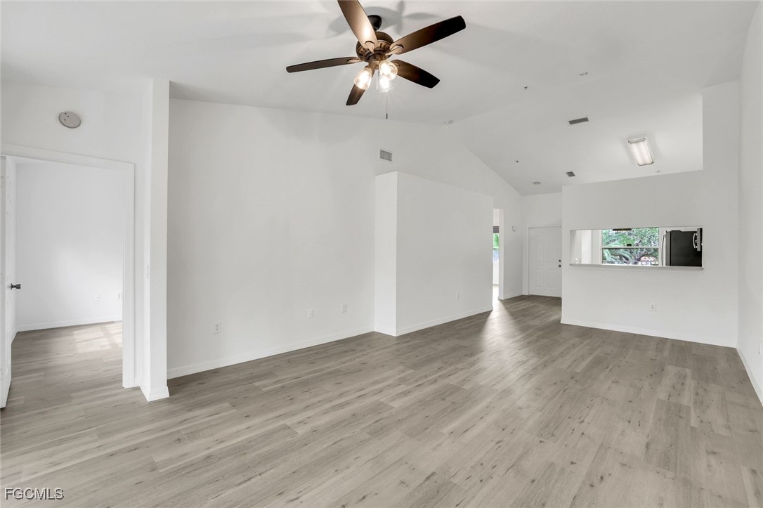 6635 Huntington Lakes Cir 202 Property Photo 4