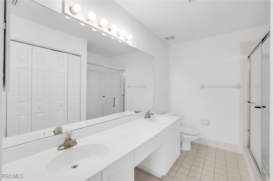 6635 Huntington Lakes Cir 202 Property Photo 14