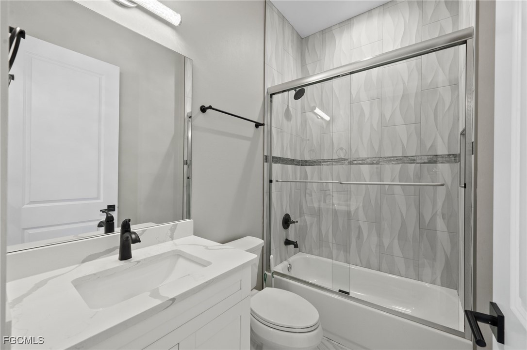 2532 Sw 26th Pl Property Photo 28