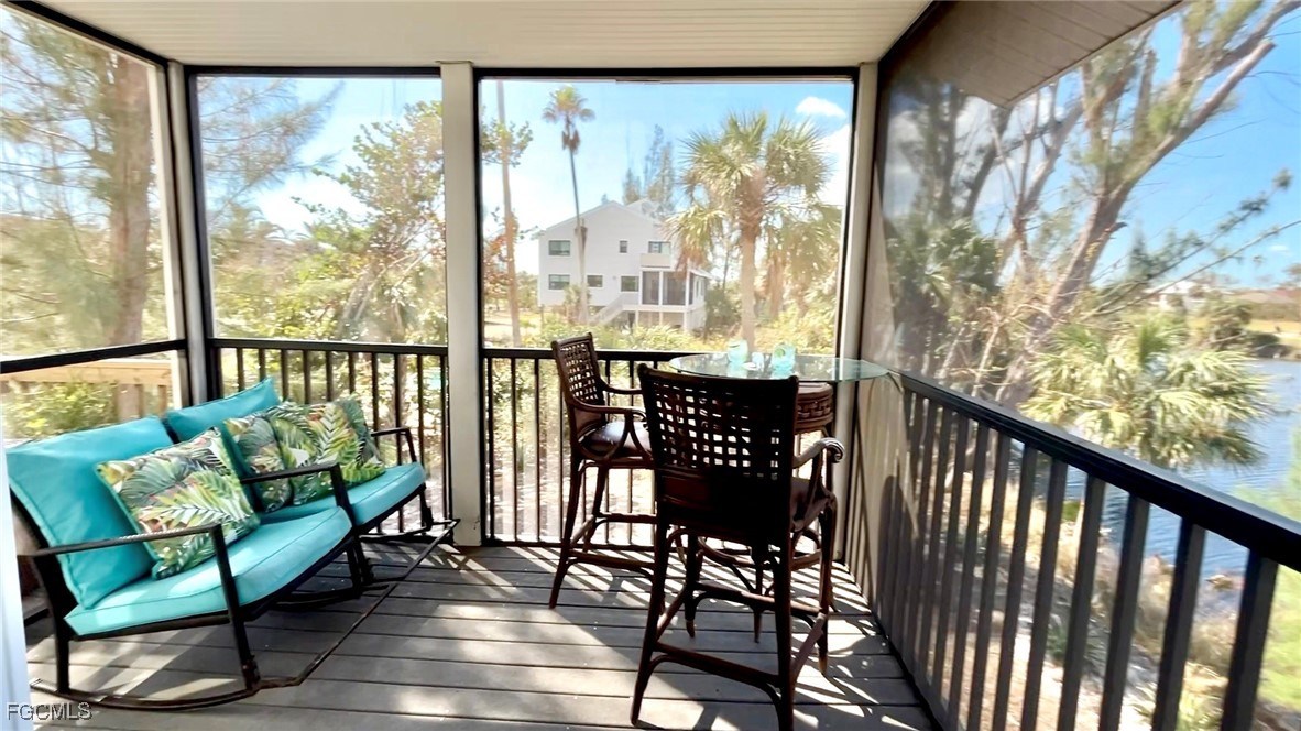 1390 Middle Gulf Dr E Property Photo 30