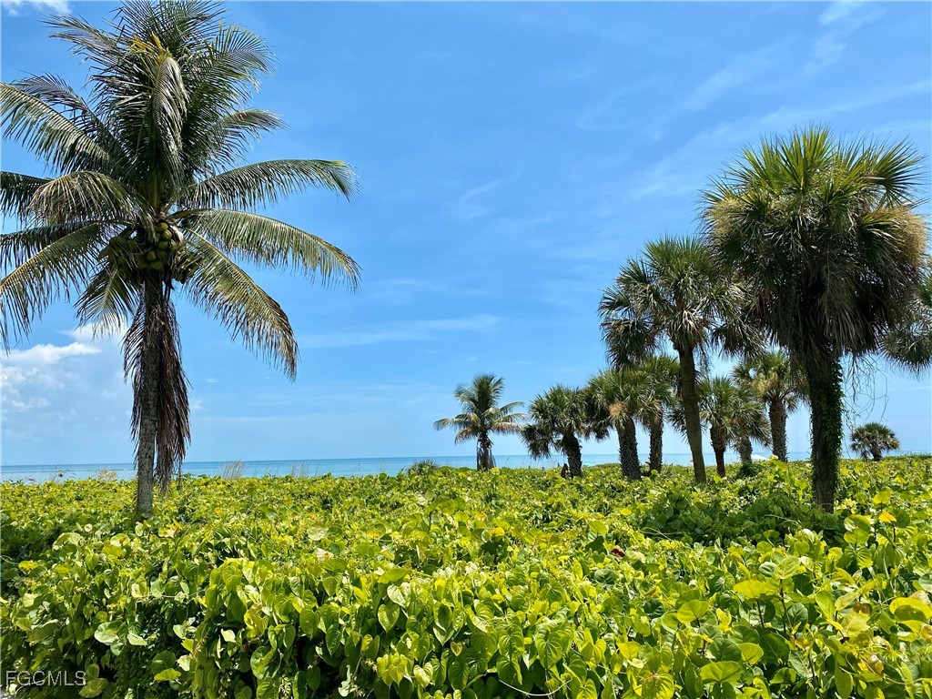 1390 Middle Gulf Dr E Property Photo 41