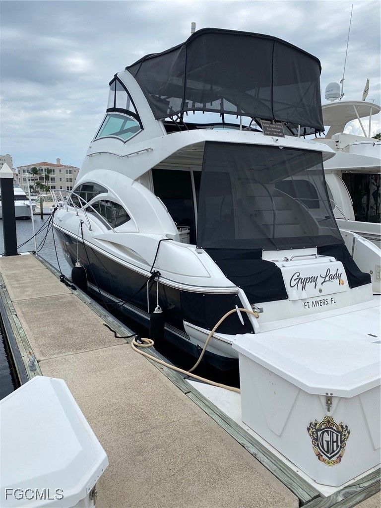 50' Boat Slip E-14 Gulf Harbour Marina Property Photo 4