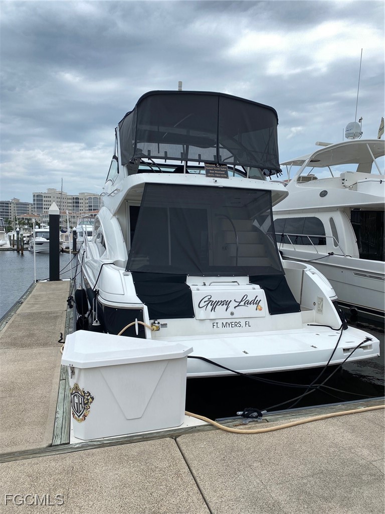 50' Boat Slip E-14 Gulf Harbour Marina Property Photo 9