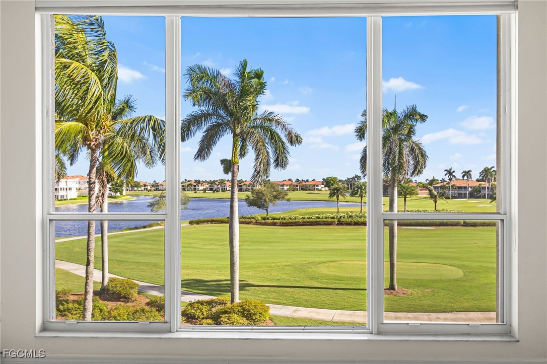 11110 Harbour Yacht CT 33B