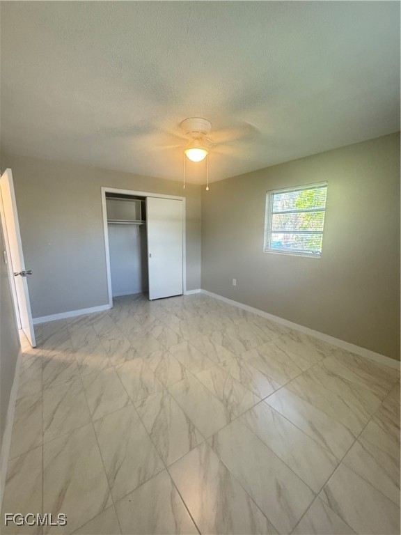 4976 Howard St Property Photo 14