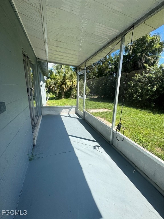 4976 Howard St Property Photo 16