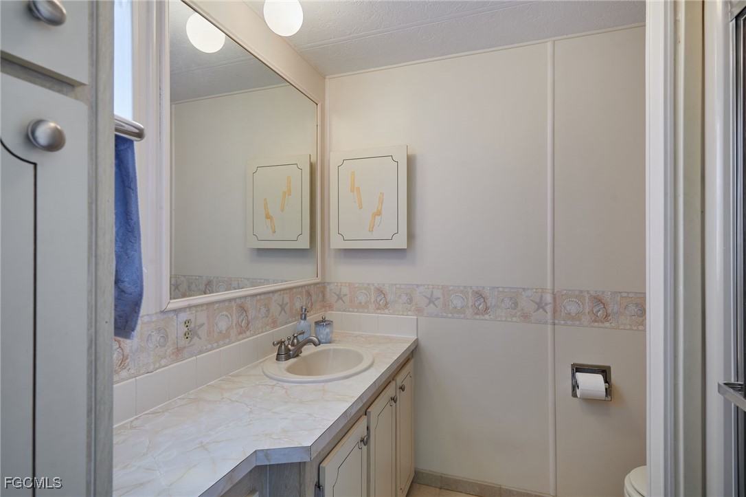 15 Ilex St Property Photo 16