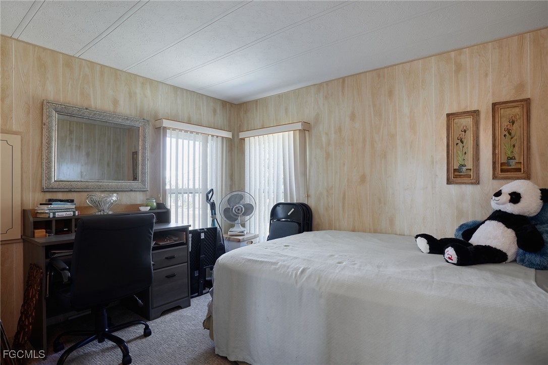 15 Ilex St Property Photo 18