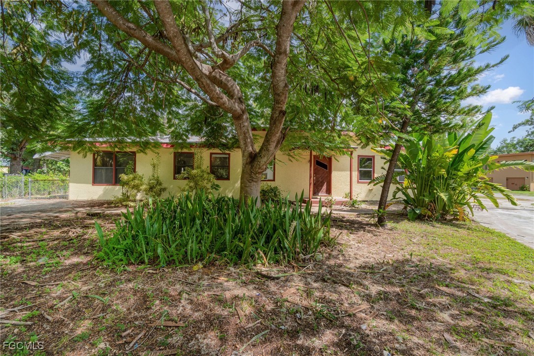 2729 Broadway Property Photo 1